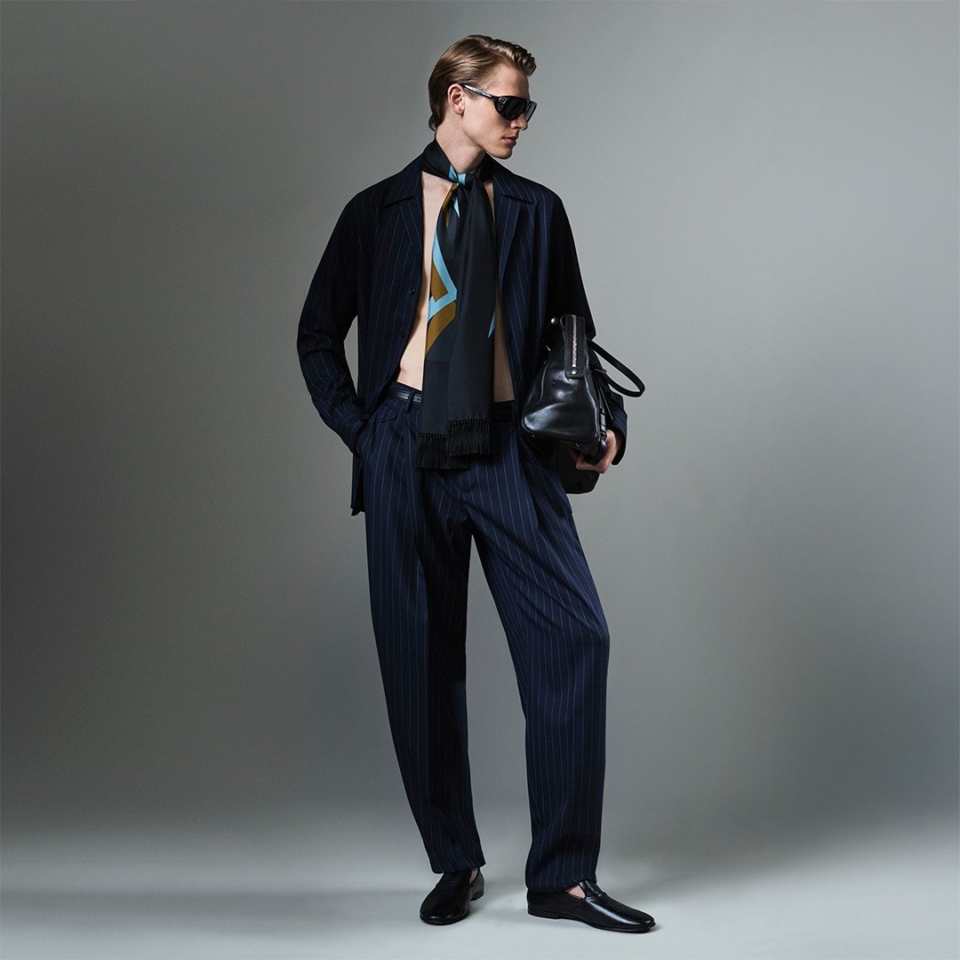 東京, 銀座5-4-9のDolce&Gabbana ブティック