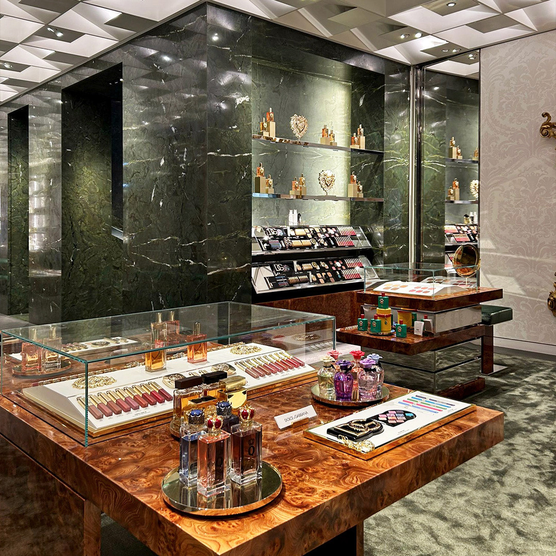 Dolce Gabbana Boutique in Milan Via Montenapoleone 4